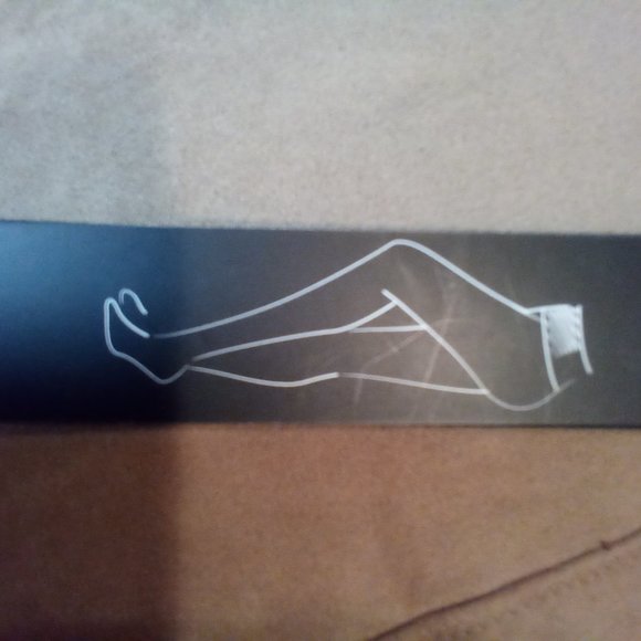 Tribal faux suede leggings - Picture 2 of 4